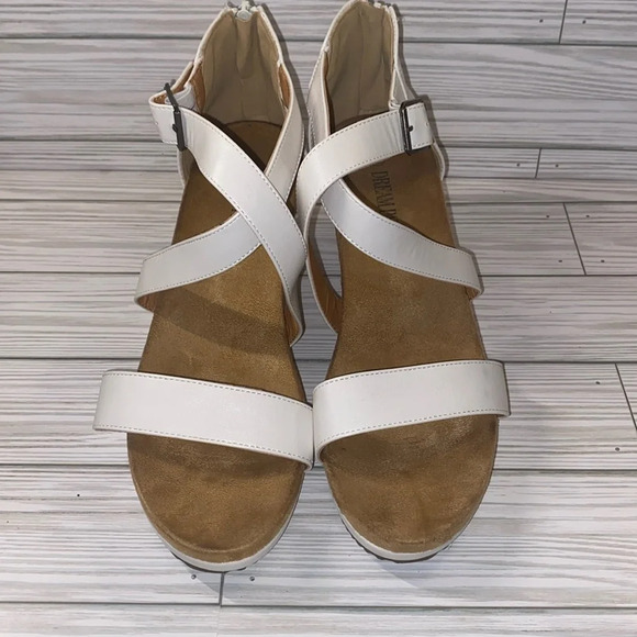 DREAM PAIRS Ankle Strap Platform Wedge Sandals GUC - Picture 1 of 8